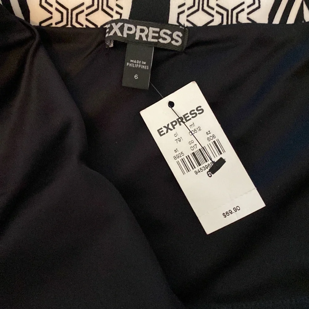 Express strapless dress size 6 - Picture 5 of 7